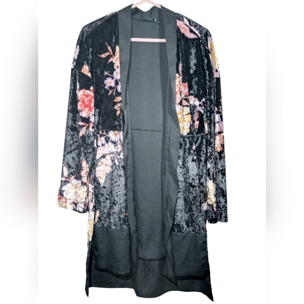 Urban Outfitters Out From Under Crushed Velvet Floral Kimono Duster Size XS - Picture 5 of 13